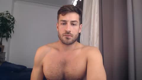 Yoooups online show from July 22, 2026, 1:36 pm
