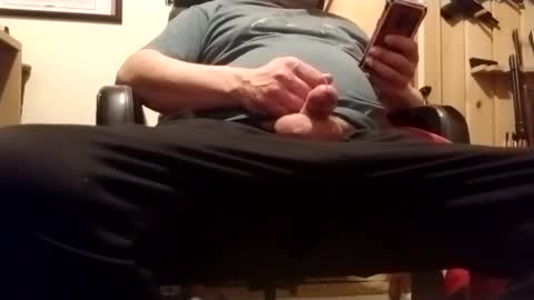 Snapshot of yooperstud2 chatting on January 22, 2025, 5:16 am yooperstud2 online show from January 22, 2025, 5:16 am