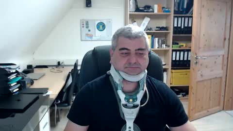 yoschi1976 online show from December 8, 2024, 10:30 am