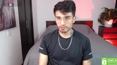 yoshy_man online show from October 9, 2025, 3:15 am