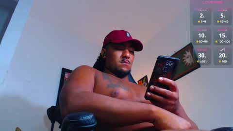 Snapshot of yosoy_enzo2020 chatting on May 18, 2026, 4:07 am Enzo online show from May 18, 2026, 4:07 am