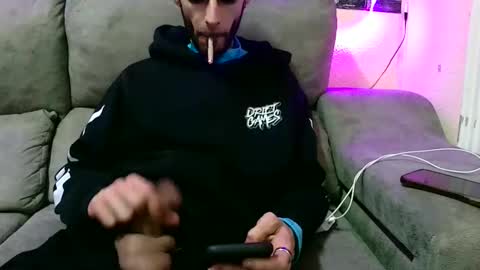 Snapshot of yosoyplex91 chatting on January 16, 2025, 8:57 pm AlexBlack online show from January 16, 2025, 8:57 pm