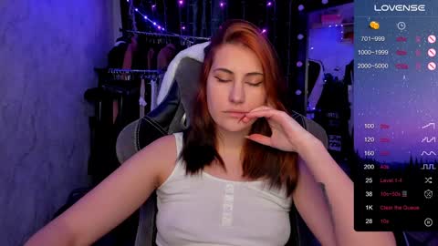 Snapshot of you_lika chatting on December 4, 2024, 4:21 am Lika online show from December 4, 2024, 4:21 am