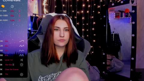 Snapshot of you_lika chatting on December 19, 2024, 1:40 pm Lika online show from December 19, 2024, 1:40 pm