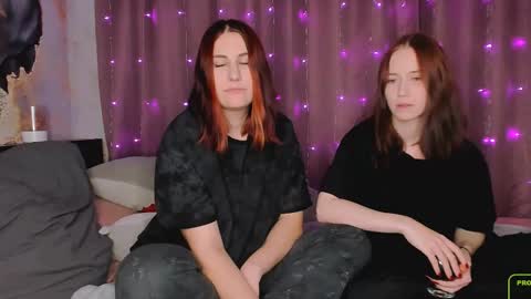 Snapshot of you_lika chatting on September 19, 2025, 5:24 pm Lika online show from September 19, 2025, 5:24 pm