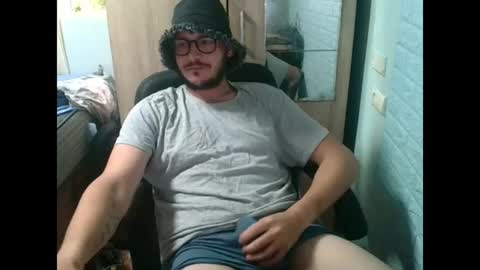 Snapshot of younromki chatting on June 22, 2026, 10:34 am A... online show from June 22, 2026, 10:34 am