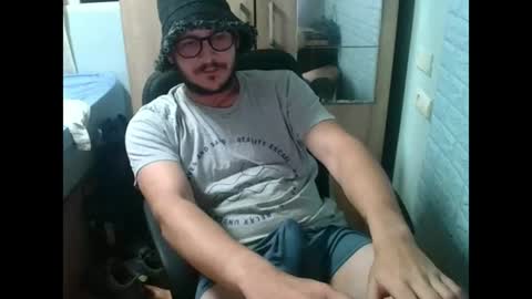 Snapshot of younromki chatting on June 24, 2026, 9:25 pm A... online show from June 24, 2026, 9:25 pm