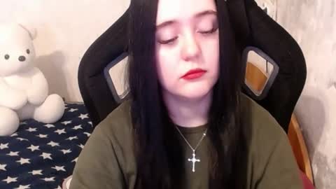 your_8a8y online show from December 19, 2024, 9:18 am