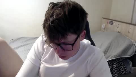Max online show from June 5, 2026, 3:57 am