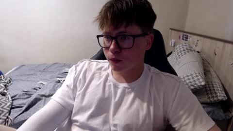 Max online show from July 14, 2026, 3:33 am