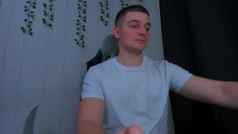 Snapshot of your_claddagh chatting on November 29, 2025, 6:44 pm your_claddagh online show from November 29, 2025, 6:44 pm