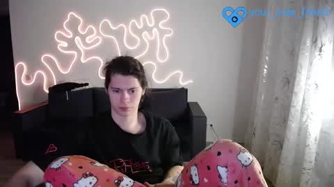 Snapshot of your_cute_friend chatting on February 19, 2026, 4:14 pm Fansly online show from February 19, 2026, 4:14 pm