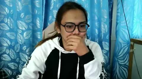 your_dreamgirlxxx69 online show from February 18, 2026, 3:24 am