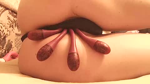 Snapshot of your_emilygush chatting on December 19, 2024, 9:17 pm Emily online show from December 19, 2024, 9:17 pm