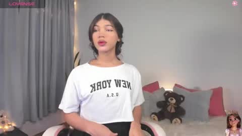 Eliza online show from August 5, 2026, 9:39 pm