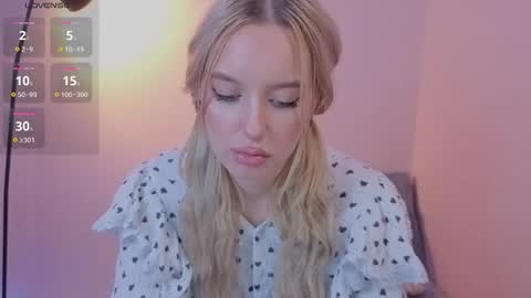 Olivia online show from October 18, 2025, 9:15 pm