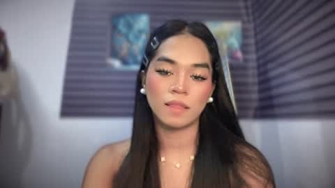 your_goddess_ayesha online show from June 18, 2026, 1:37 pm