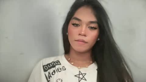 your_goddess_ayesha online show from July 1, 2026, 4:47 am