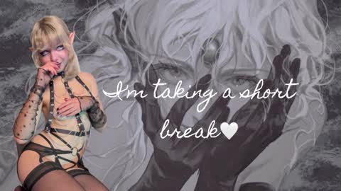 Snapshot of your_gothic_elf chatting on December 15, 2024, 5:13 am Stella online show from December 15, 2024, 5:13 am