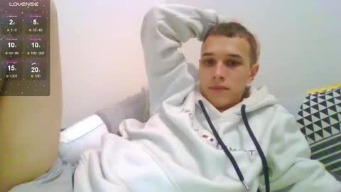 Snapshot of your_honeyy chatting on November 13, 2025, 10:14 am Mark online show from November 13, 2025, 10:14 am