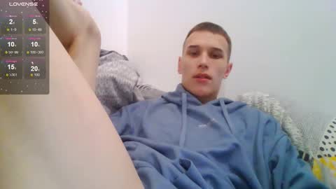 Snapshot of your_honeyy chatting on November 14, 2025, 10:47 am Mark online show from November 14, 2025, 10:47 am