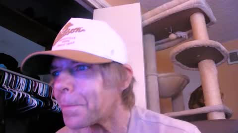 Snapshot of your_king_of_hearts chatting on May 3, 2026, 1:22 am Sophiestar online show from May 3, 2026, 1:22 am