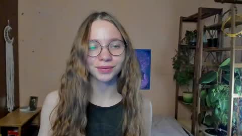 Leslie online show from May 5, 2026, 12:18 am