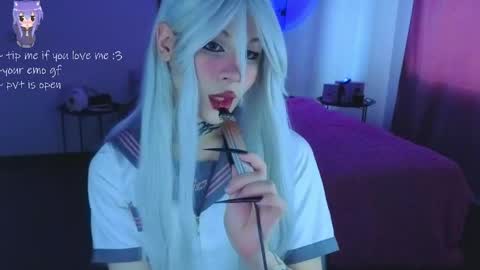 Snapshot of your_little_eva chatting on May 26, 2026, 3:19 pm Eva online show from May 26, 2026, 3:19 pm