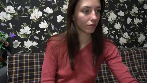 Snapshot of your_little_flexible_girl chatting on December 27, 2024, 9:11 pm Meri online show from December 27, 2024, 9:11 pm