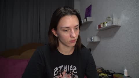 Snapshot of your_little_flexible_girl chatting on January 31, 2025, 9:26 pm Meri online show from January 31, 2025, 9:26 pm