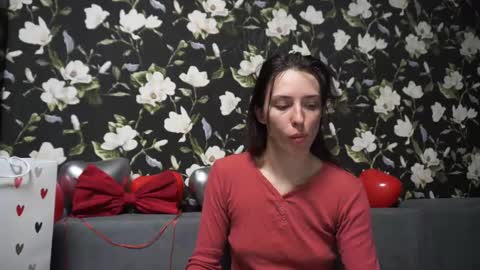 Snapshot of your_little_flexible_girl chatting on February 15, 2025, 9:15 pm Meri online show from February 15, 2025, 9:15 pm