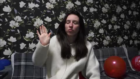 Snapshot of your_little_flexible_girl chatting on February 22, 2025, 10:09 pm Meri online show from February 22, 2025, 10:09 pm