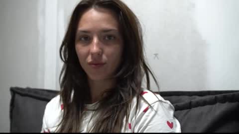 Snapshot of your_little_flexible_girl chatting on September 15, 2025, 7:47 pm Meri online show from September 15, 2025, 7:47 pm