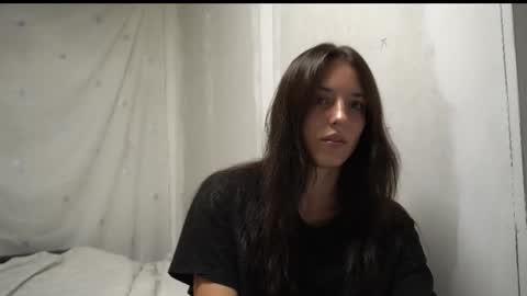 Snapshot of your_little_flexible_girl chatting on October 4, 2025, 8:40 pm Meri online show from October 4, 2025, 8:40 pm