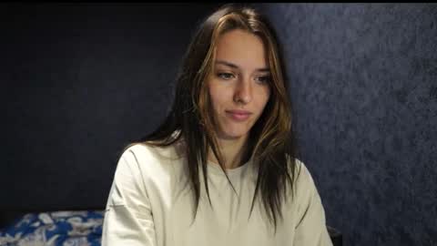 Snapshot of your_little_flexible_girl chatting on November 9, 2025, 9:46 pm Meri online show from November 9, 2025, 9:46 pm