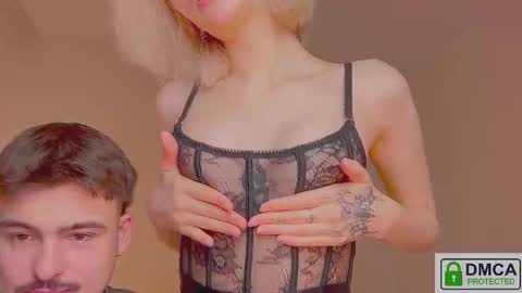 your_molly_mark online show from December 14, 2025, 12:05 am