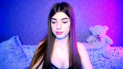 Snapshot of your_moon18 chatting on December 19, 2024, 5:40 am Zarina online show from December 19, 2024, 5:40 am