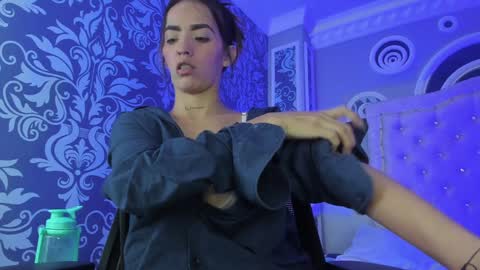 Snapshot of your_perverse_whore chatting on December 10, 2024, 6:01 am Salome online show from December 10, 2024, 6:01 am