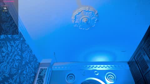 Snapshot of your_perverse_whore chatting on February 6, 2025, 2:33 am Salome online show from February 6, 2025, 2:33 am