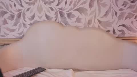 Snapshot of your_perverse_whore chatting on February 20, 2025, 12:08 am Salome online show from February 20, 2025, 12:08 am