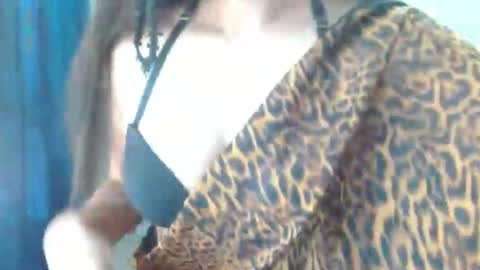 Your Priya01 online show from November 7, 2025, 3:39 am