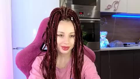Snapshot of your_psychologist chatting on April 25, 2026, 1:08 am Alice online show from April 25, 2026, 1:08 am