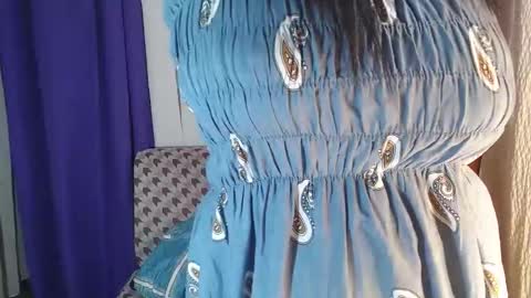 your_realpinay online show from May 18, 2026, 2:51 am