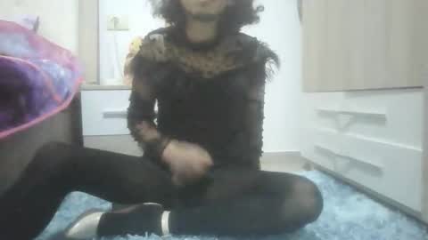 your_sissy_slut24 online show from April 1, 2026, 8:37 am