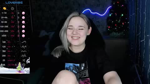 Snapshot of your_small_bunny chatting on December 22, 2024, 12:05 pm Molly online show from December 22, 2024, 12:05 pm