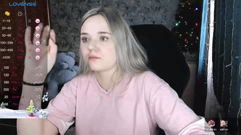 Snapshot of your_small_bunny chatting on December 23, 2024, 7:17 am Molly online show from December 23, 2024, 7:17 am