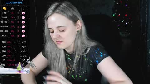 Snapshot of your_small_bunny chatting on December 27, 2024, 10:45 am Molly online show from December 27, 2024, 10:45 am