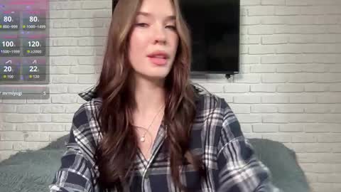 Snapshot of your_sweet_angel_ chatting on January 10, 2026, 9:00 am Mia online show from January 10, 2026, 9:00 am