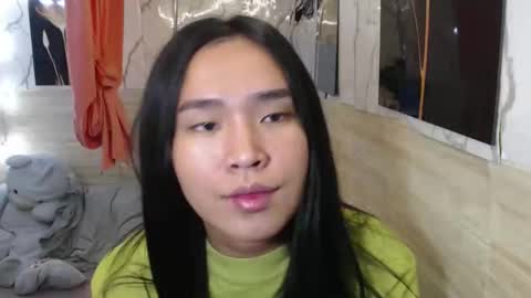 your_twinkletoes18 online show from March 4, 2026, 9:43 pm