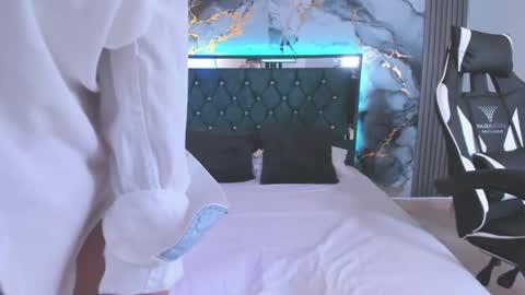 Snapshot of your_whore_salome chatting on February 19, 2026, 7:10 pm Salome online show from February 19, 2026, 7:10 pm